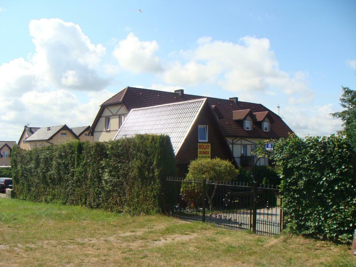Domek U Dorotki Jarosławiec Exterior foto